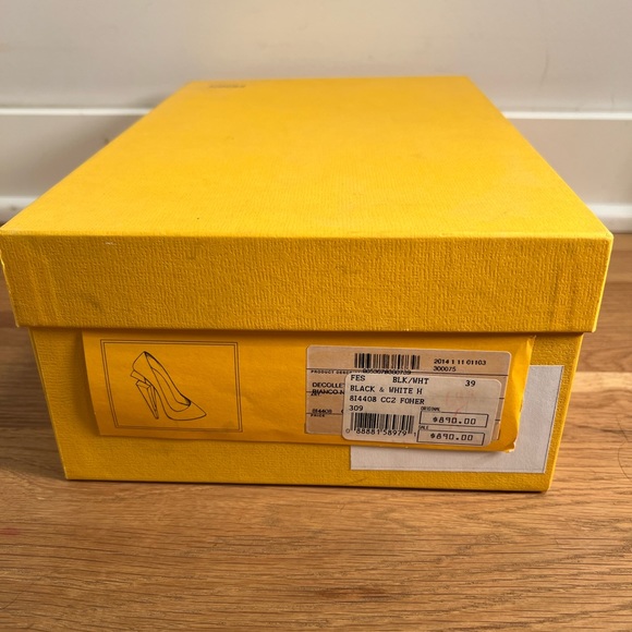 Fendi Black and White Zebra Print Pony Hair Diamond Heel Pumps - Picture 13 of 16